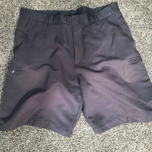 Golf Shorts - Picture 1 of 3